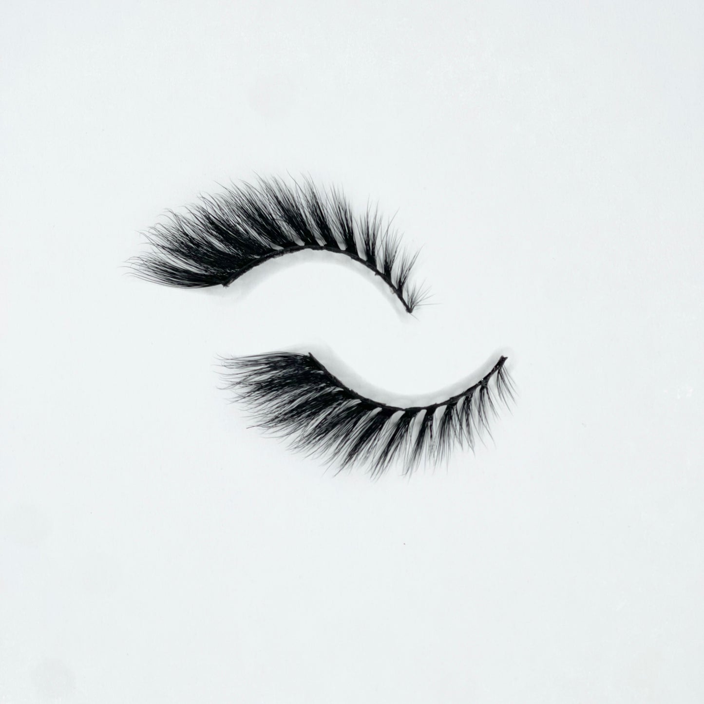 Side Eye Eyelashes