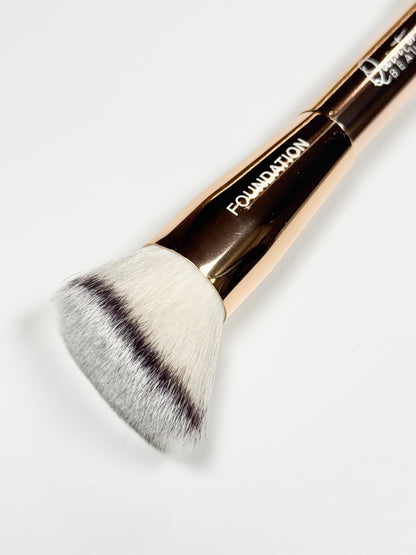 Foundation & Blush Brush